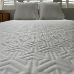White Cooling Pad made by duraron