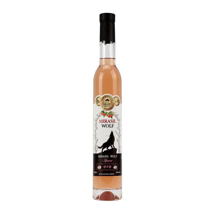 MIRASIL WOLF- apricot wine