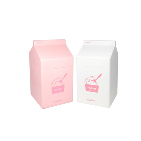pink and white milk tea boxes