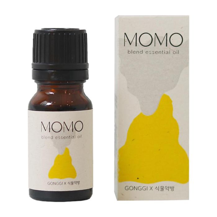 momo essential oil