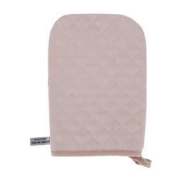 pink quilted potholder