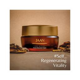 It is a cosmetic that compiles the results of a 40-year study by Daegu Oriental Medical University for natural healthy skin.
The countless journeys of time and the accumulated knowledge met scientific technologies to capture the beauty of nature in all JAAN's products.
Like prescribing herbal medicine, it combines ingredients according to oriental medical principles to calm the skin and help maintain skin moisturization to provide clear and healthy skin.
Ceramide complex and Herbal complex meet to care for the skin from nutrition to moisture balance.
It is a key ingredient of Asiaticoside and Madecassoside in bottleweed extract, calms the skin and gives excellent moisturizing effect and nutrition by applying moisture balance to dry skin.
Natural moisturizing factor (NMF) hyaluronic acid moisturizes the skin deep into the skin and helps to replenish fresh and dense moisture.