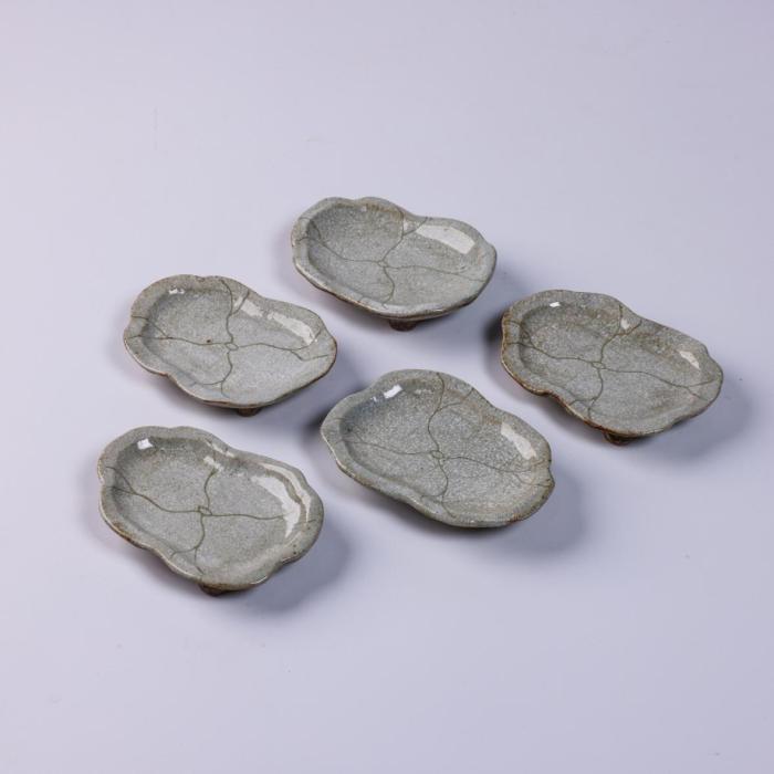 [Yeosong Potter] lotus leaf plate