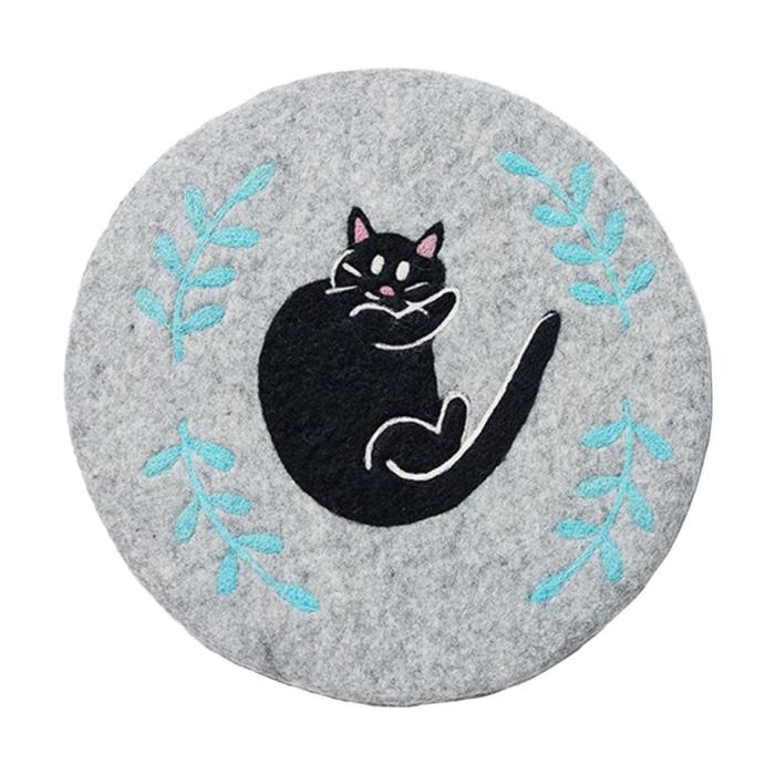 the cat and the moon