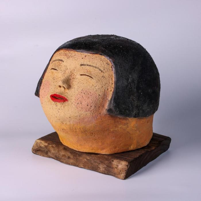[Goahm Ceramic] A big-faced girl with short hair