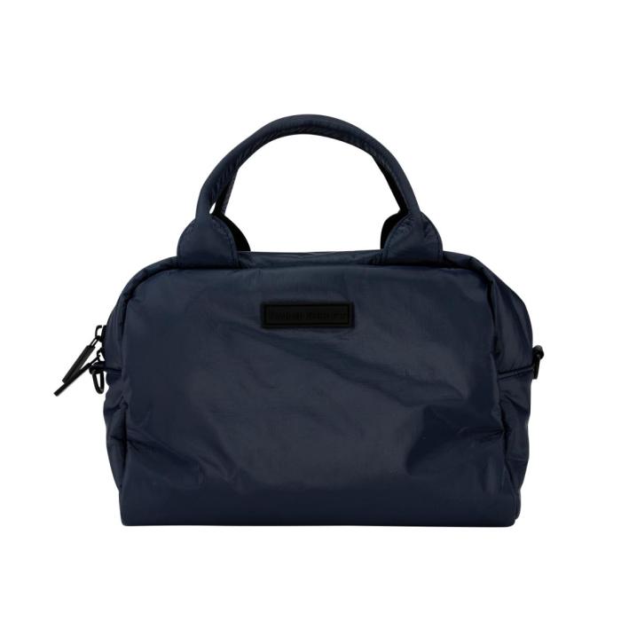 the duffle bag in navy