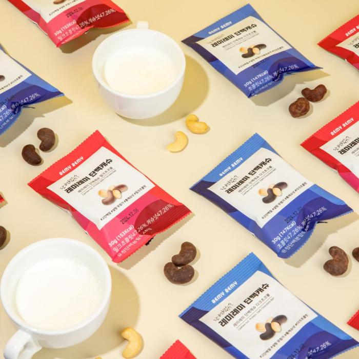 [Opti.me] REMY REMY Cashew nut, Protein, Dark Chocolate Ball