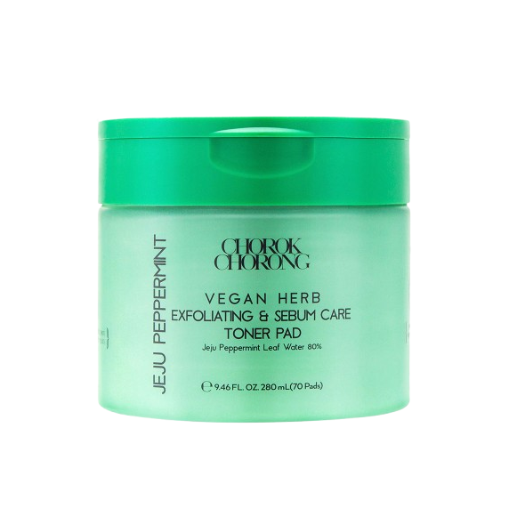 Transforms your dull and oily face into a smooth skin texture in 10 minutes due to dead skin cells and sebum.