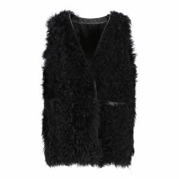 Curly lamb vest with point as lamb leather.