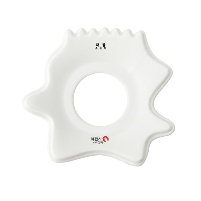 white plastic gear