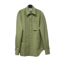 green shirt