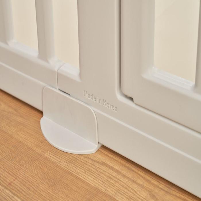 Comes with a wall lock to hold the walls firmly
