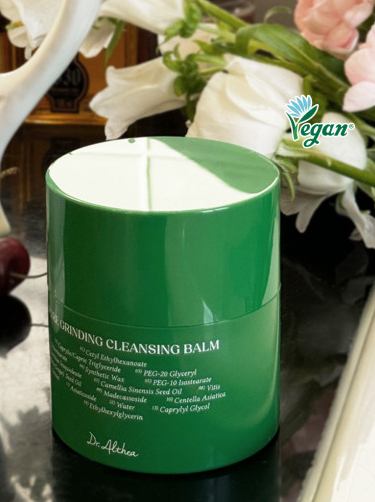 Ultra-fast soothing deep cleaning that melts into the skin without irritation