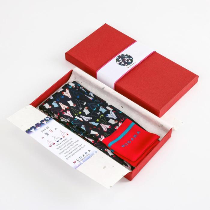 [MODARA] Korean GGotsin(Flower Shoes) Design Twillyscarf