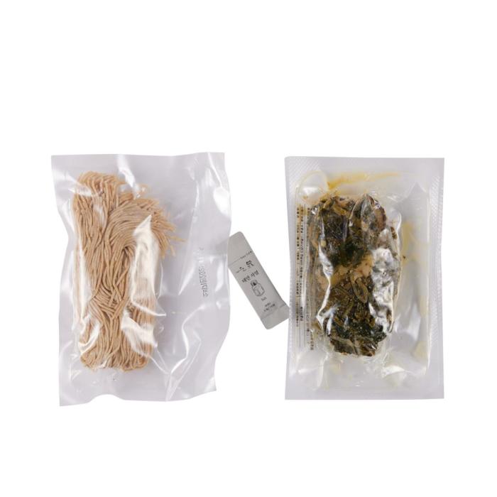 A savory and dim meal. Noodle meal kit
