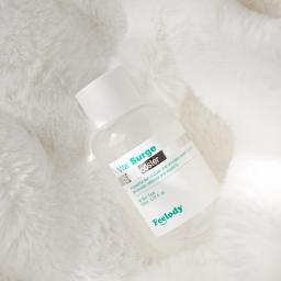 Powerful skin booster that provides instant hydration and boosts radiance and elasticity