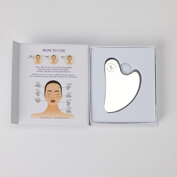 Luminous Glow Heart Gua Sha With Portable Velvet Pouch