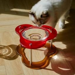 BUTI FLOWER ACRYLIC is a premium pet bowl designed with petal-inspired colors and light-transmitting acrylic material, adding a special touch to your space.