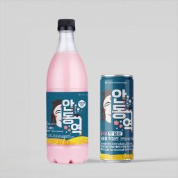 This is the Red Rice flavor of our non-alcoholic makgeolli.