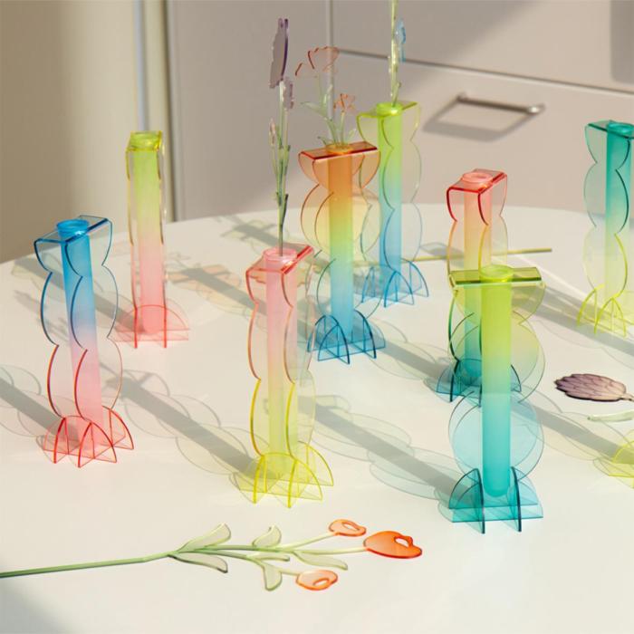 Handcrafted acrylic vase dyed to perfection