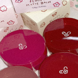 AOU Floofy Matte Balm