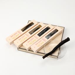 the packaging and the box