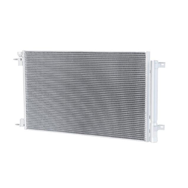 Integrated receiver dehydrator provides refrigerant subcooling for Evaporator and removes moisture from system
Internal flow paths allows proper oil circulation
Variable design solutions for sub-cooling placement
Dual filters at receive dehydration and outlet connection deliver high level technical cleanliness