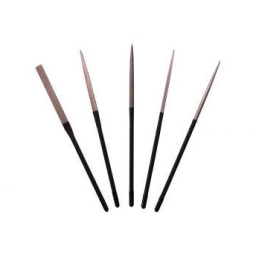the four different sizes of knitting needles