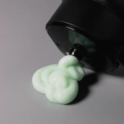 hair butter is inspired by the story that Jeju woman used water with fresh seaweed for their hair conditioning.