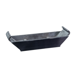 A baffle boat is a silicon carbide (SiC) wafer carrier designed to support and separate wafers during processing in semiconductor equipment.