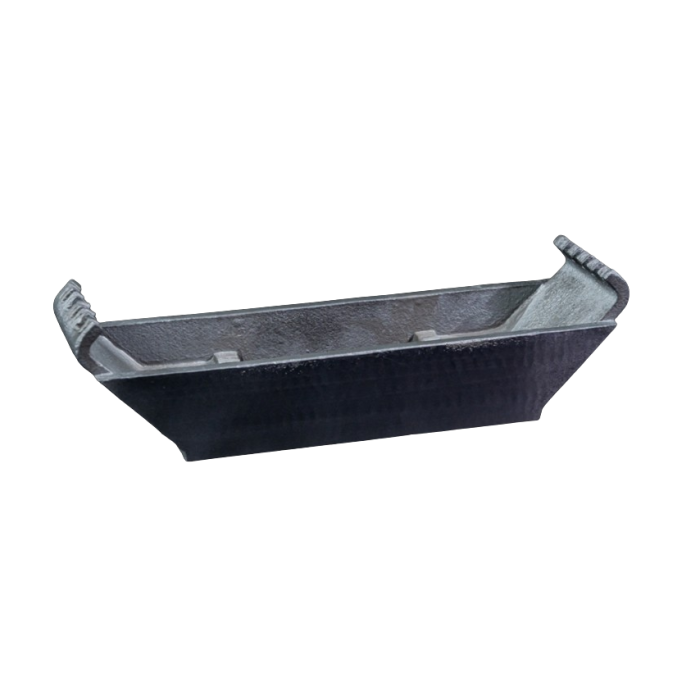 A baffle boat is a silicon carbide (SiC) wafer carrier designed to support and separate wafers during processing in semiconductor equipment.