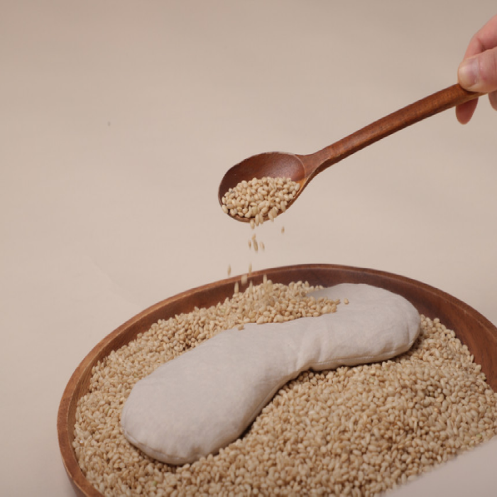 Our grain eye mask is filled with organic glutinous brown rice