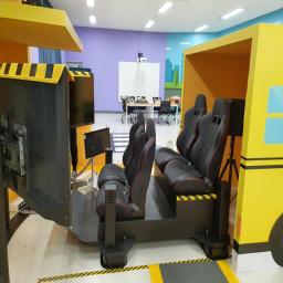 4-seat 3DOF motion Simulator – Designed to replicate a bus/vehicle environment for training and group VR experiences. Suitable for education and simulation programs.