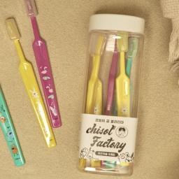 tooth brushes