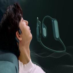 HealingFit Pro is designed as a daily wellness device that enhances focus, reduces stress, and supports mindful routines. It integrates smoothly into work environments, study sessions, yoga practices, and low-intensity wellness activities. The open-ear bone conduction structure ensures situational awareness while offering long-term wearing comfort. TES stimulation paired with therapeutic sound helps activate cognitive function and reduce mental tension during focus mode. HealingFit Pro is highly attractive to global buyers searching for office wellness gear meditation wearables, and focus-enhancement devices.