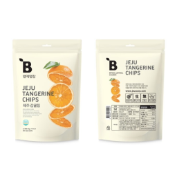 Jeju tangerines ripen in clean nature
