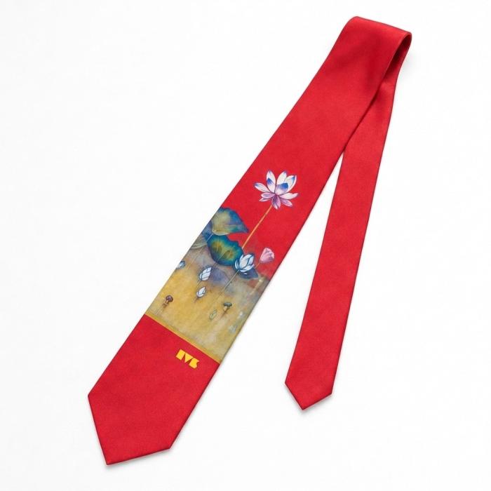 [British Museum Gift Shop Collection] Lotus Silk Necktie Red